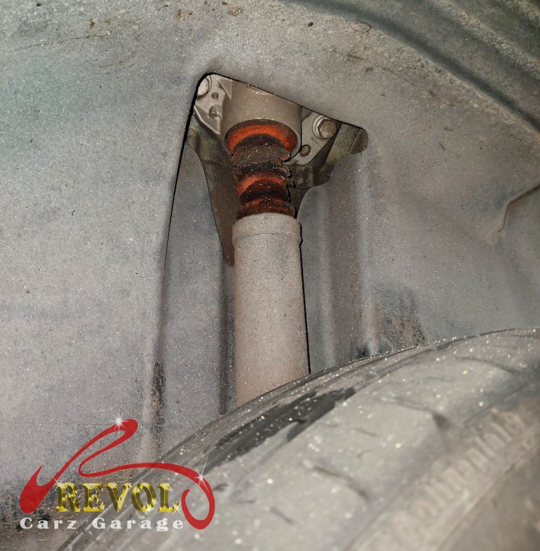 The new shocks installed all round and the front geometry set.