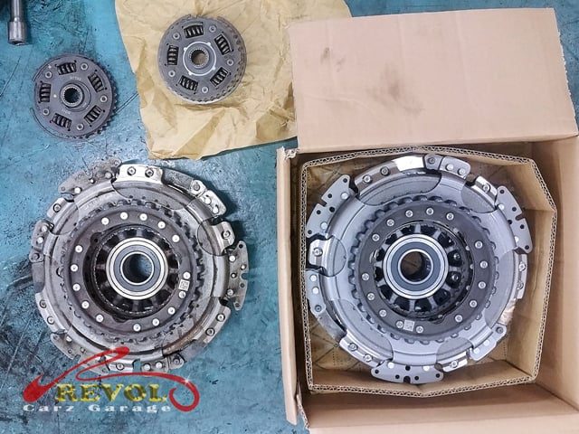 The worn parts removed for cleaning and measuring.