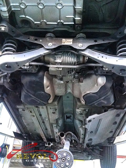 The new genuine VW-spec gear selector cable ready to fit.