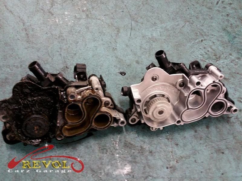 The new genuine VW-spec water pump and thermostat module ready to fit.