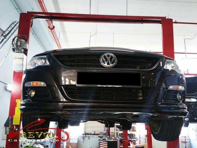 The Volkswagen Passat arrives at the workshop for a rattle troubleshoot.