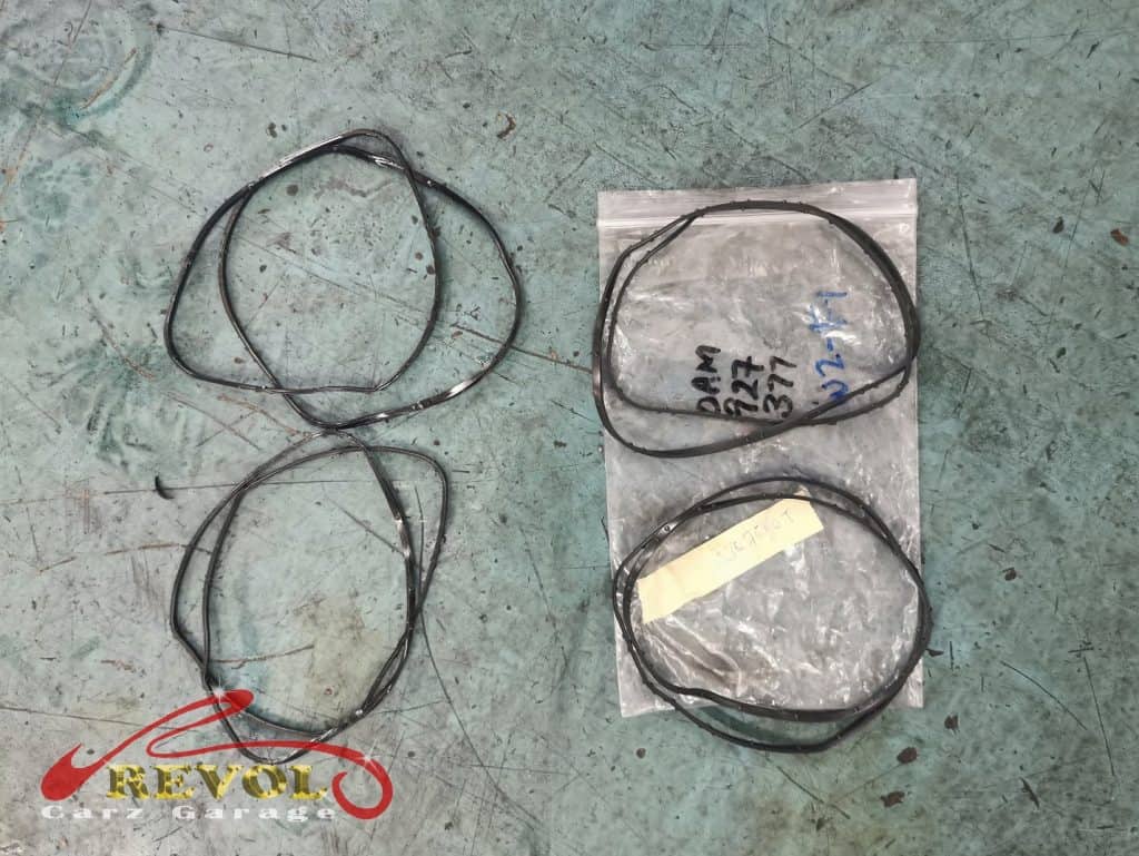 The mechatronics accessed to renew the weeping gaskets and seals.