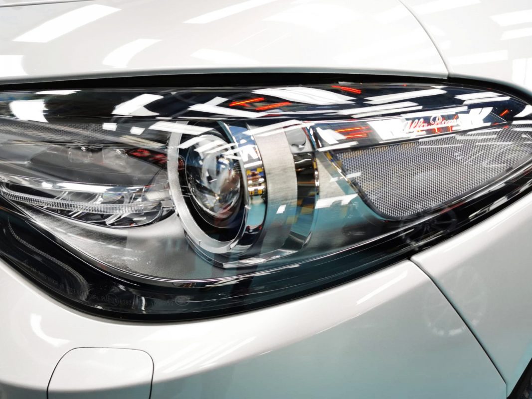 The Giulia Veloce's coated paintwork showing clean reflections.