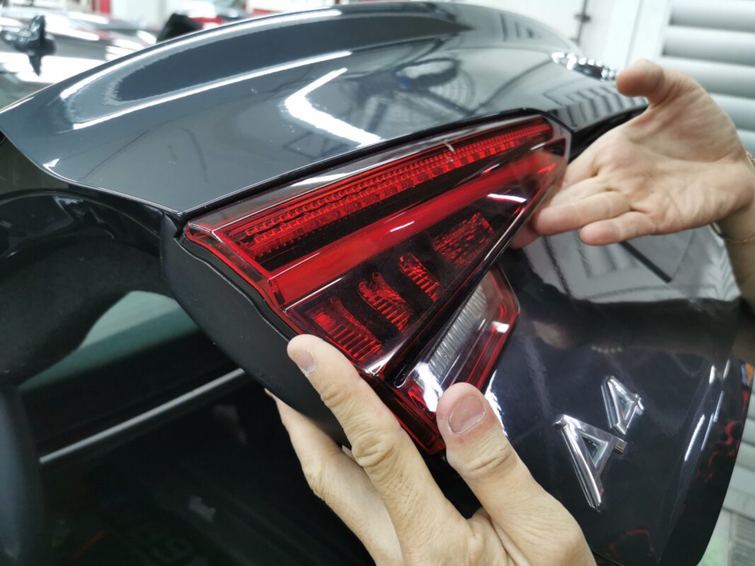 Trim and panels removed from the Audi A4 during Day 2 strip-down.