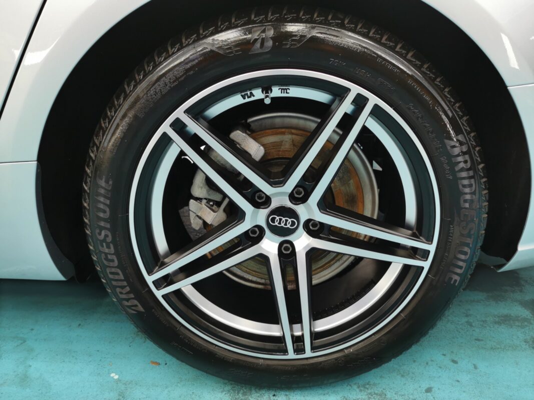 After: the same Audi A6, resprayed to a deep, even gloss.