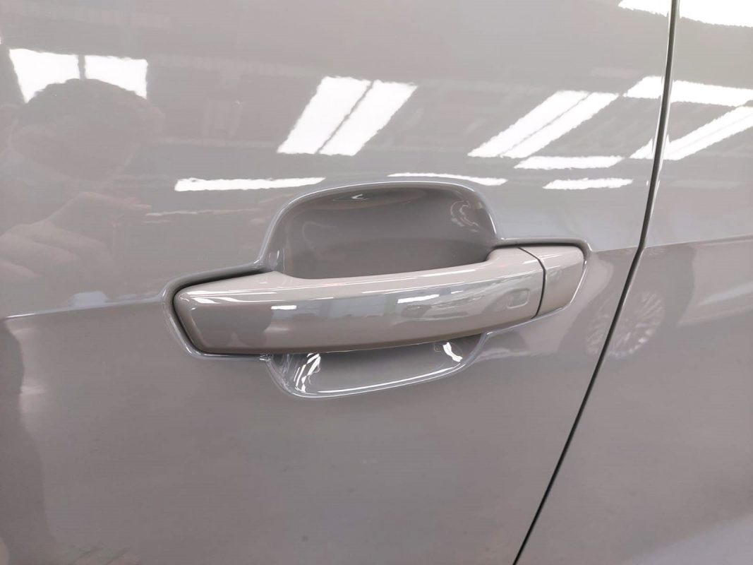 Front three-quarter view of the Audi Q2 after coating.