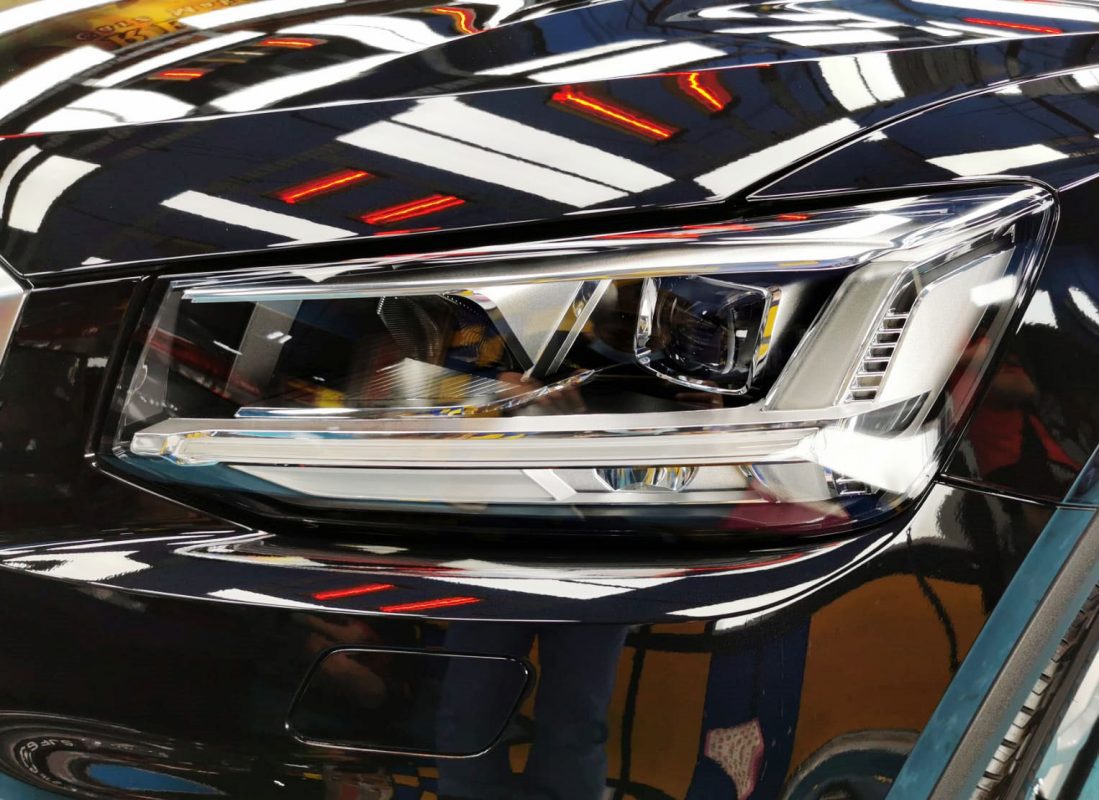 The Q2's coated paintwork showing clean reflections.
