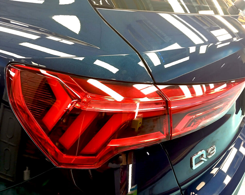 Front three-quarter view of the Audi Q3 after coating.