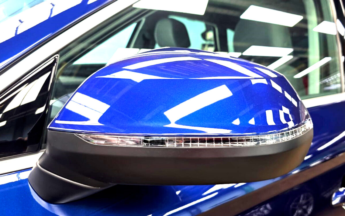 Side panel of the Audi Q5 with the ceramic finish locked in.