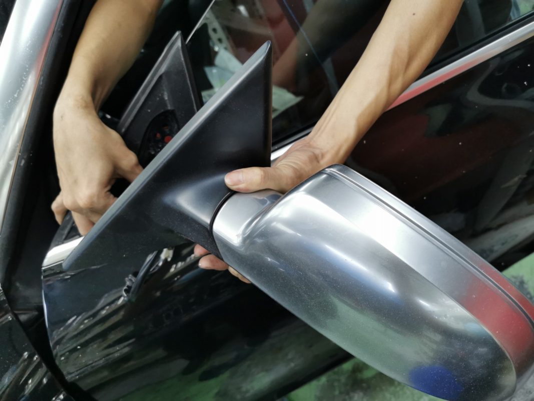 Polishing the new paint on the S5 to bring up the shine.