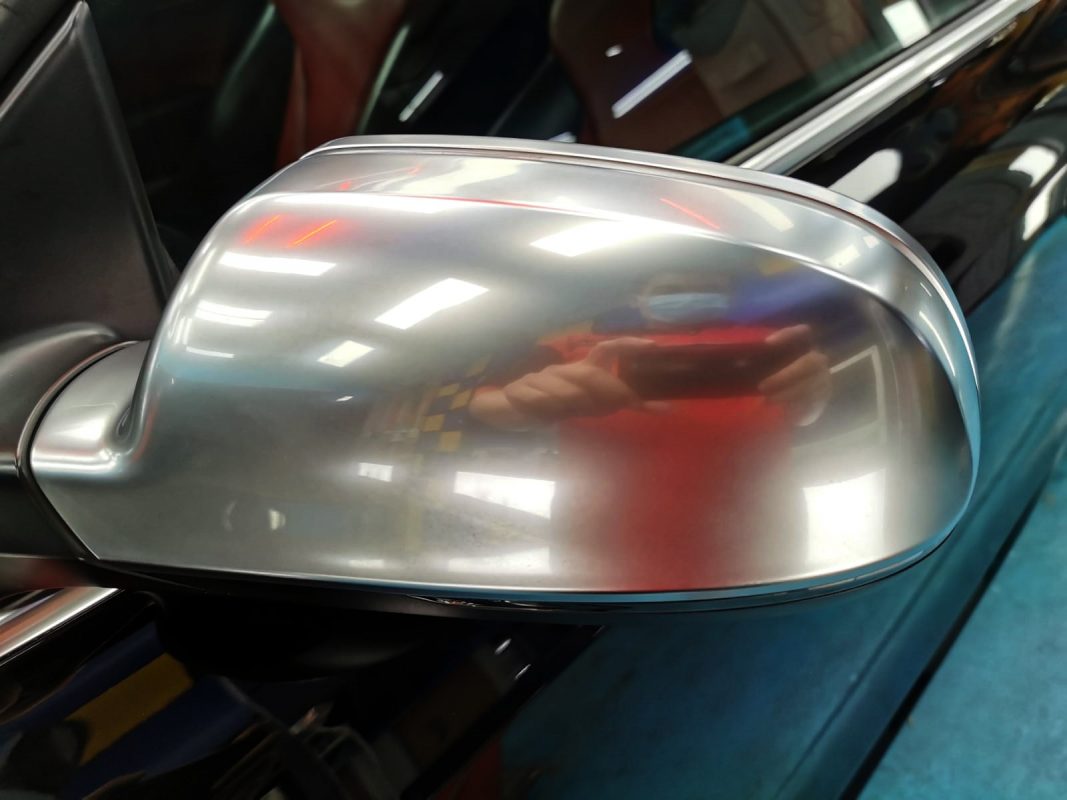 A finished detail of the resprayed S5.