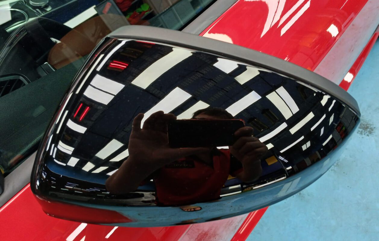 Side panel of the Audi TT with the ceramic finish locked in.