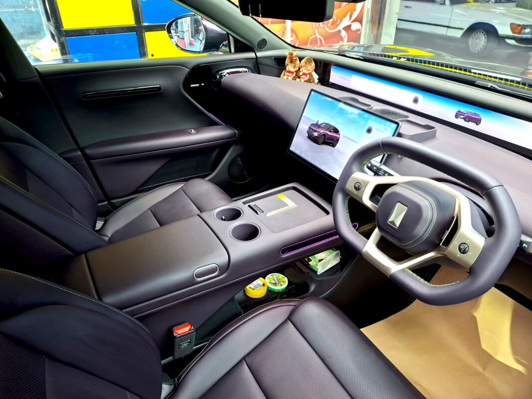 The Avatr 07 Max's protected, high-gloss finish.