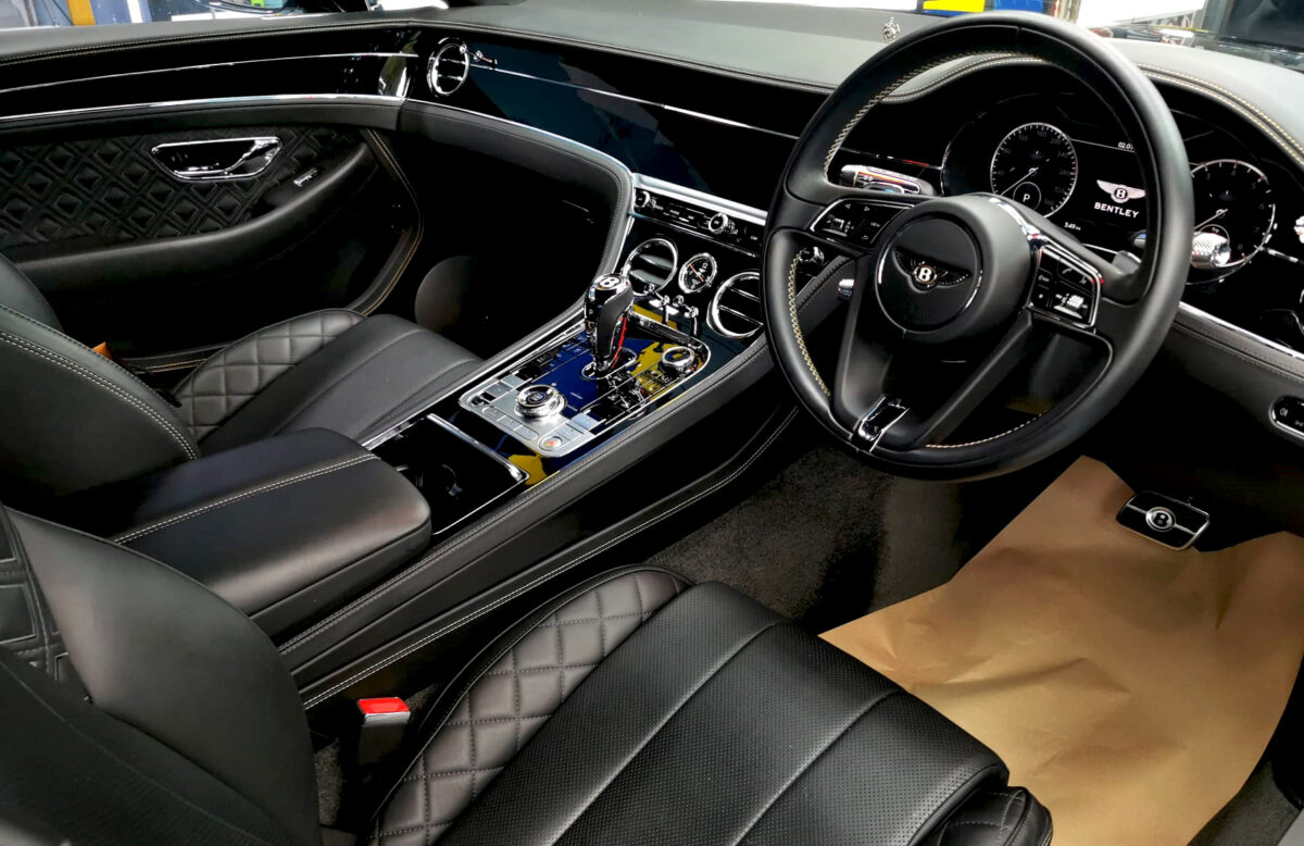 Detail of the Bentley Continental's bodywork sealed with ZeTough Titanium.
