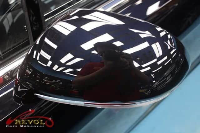 Side panel of the Flying Spur with the ceramic finish locked in.