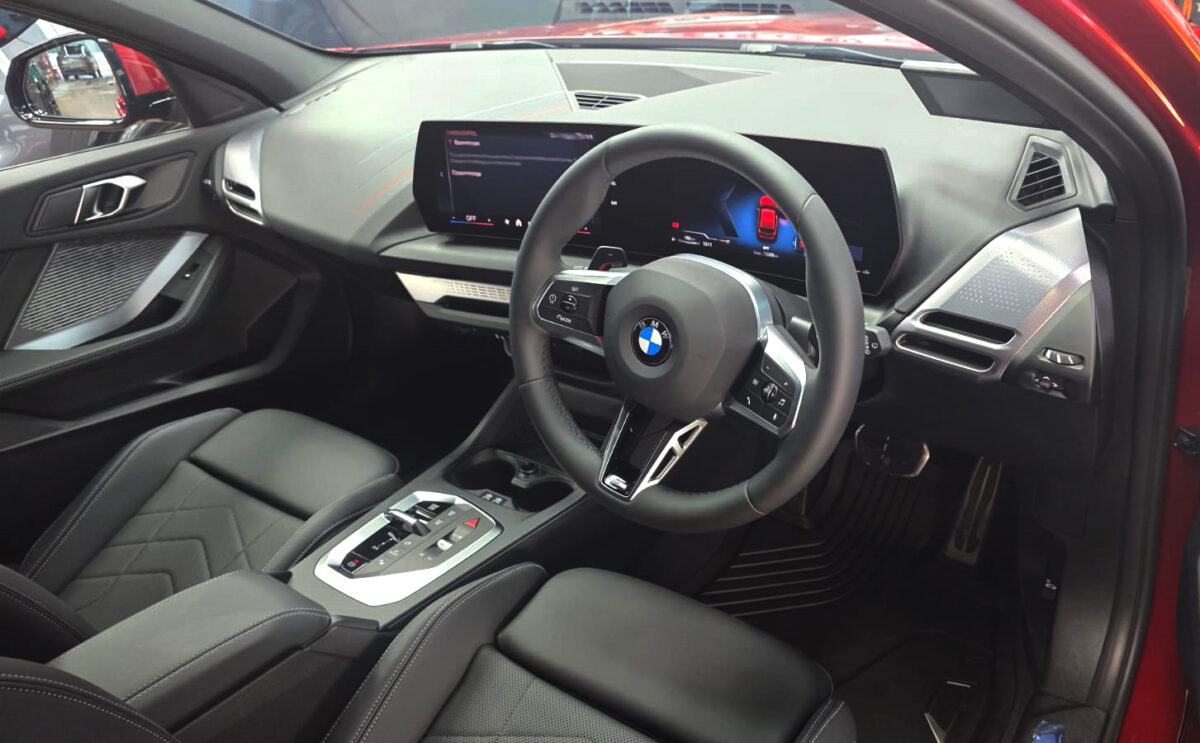 Detail of the BMW 1 Series's bodywork sealed with ZeTough Ceramic.