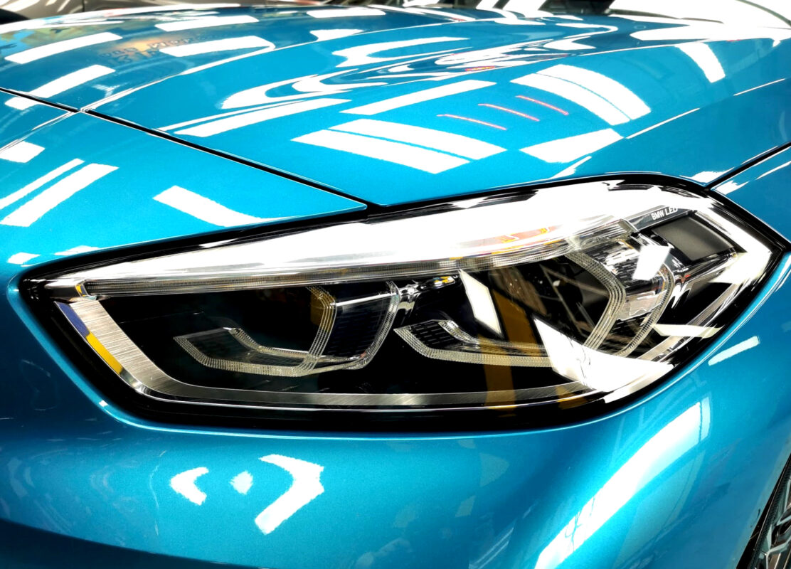 Glossy bodywork of the BMW 1 Series after coating.