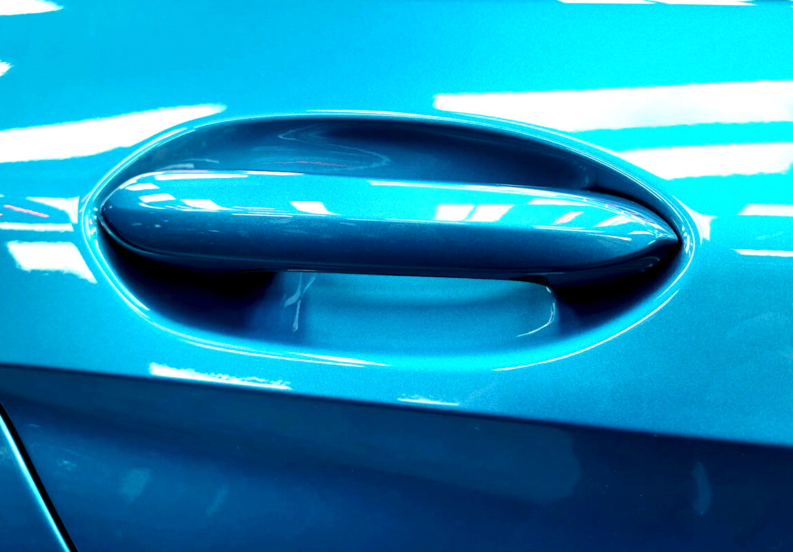 The coated paintwork of the BMW 1 Series, clean and sharp.