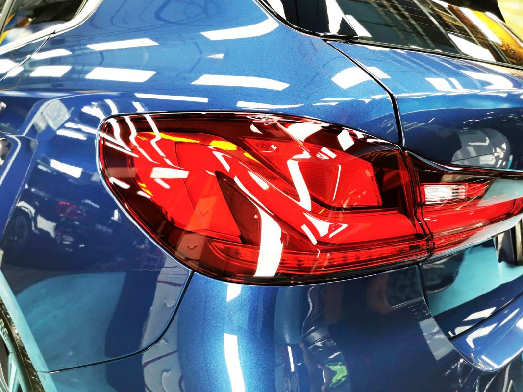 Close detail of the 116i's paint surface after the coating.