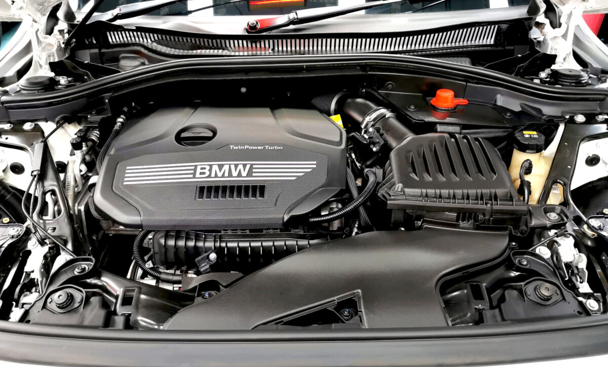 Detail of the BMW 2 Series' bodywork sealed with ZeTough Ceramic.