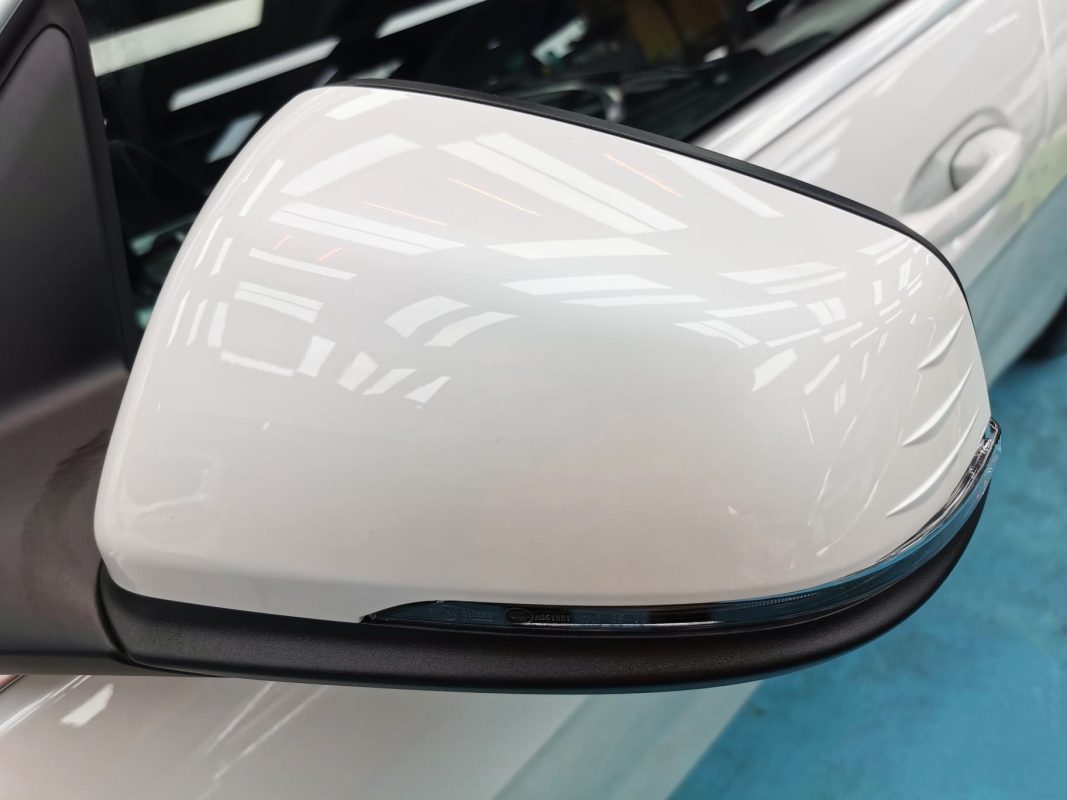 Side panel of the BMW 2 Series with the ceramic finish locked in.