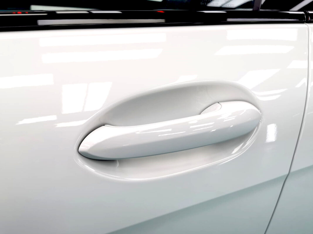 Front three-quarter view of the BMW 216 GC after coating.
