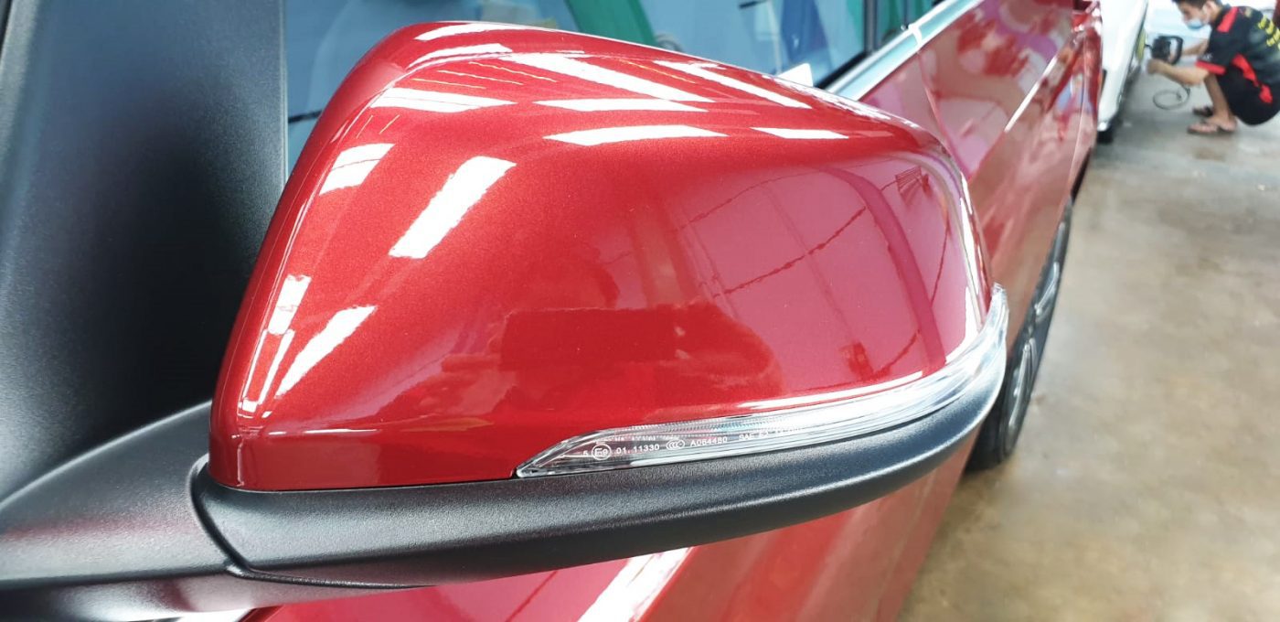 Side panel of the BMW 216i GT with the ceramic finish locked in.