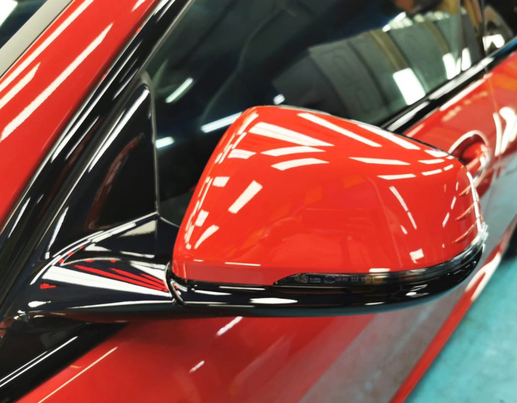 Side panel of the BMW 218i with the ceramic finish locked in.