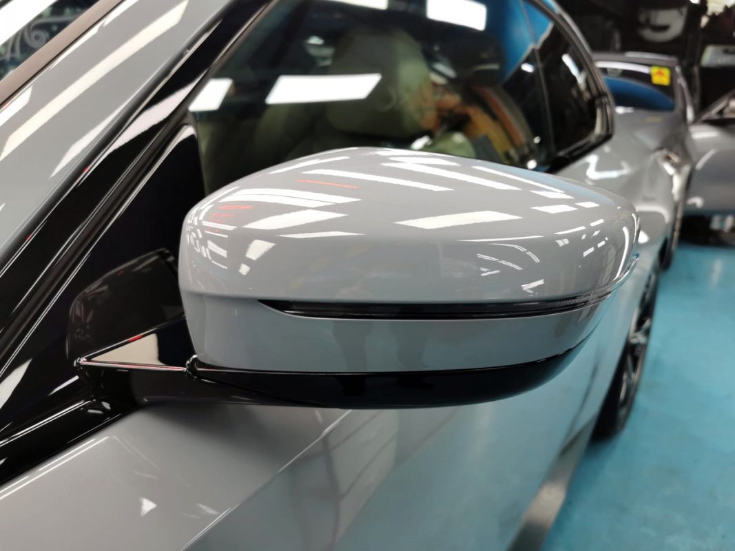Side panel of the BMW 220i with the ceramic finish locked in.