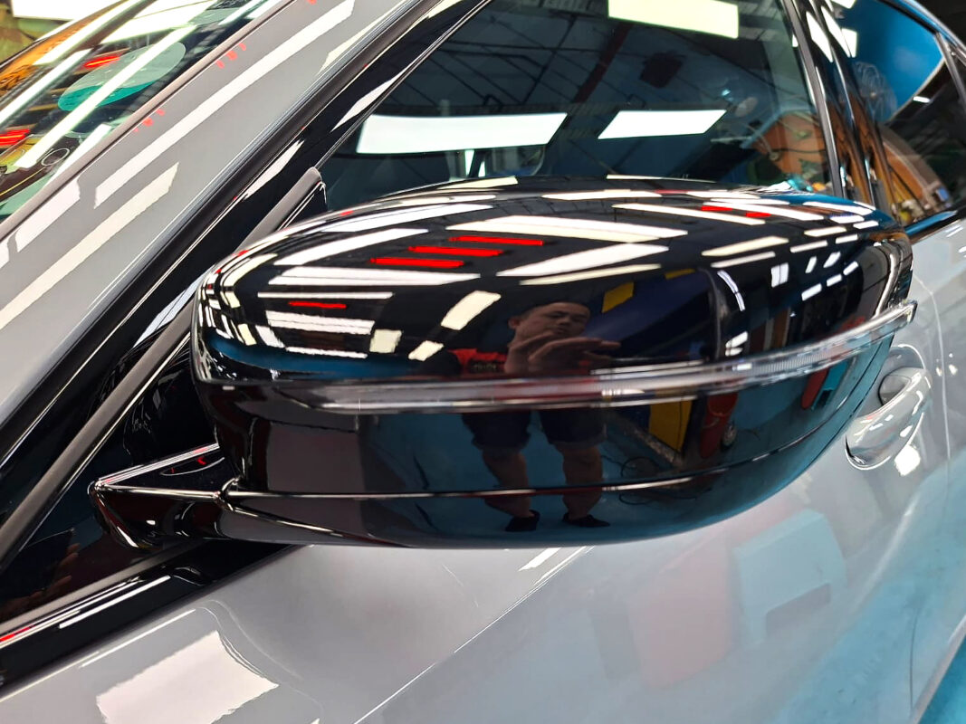 Detailed exterior of the BMW 3 Series.