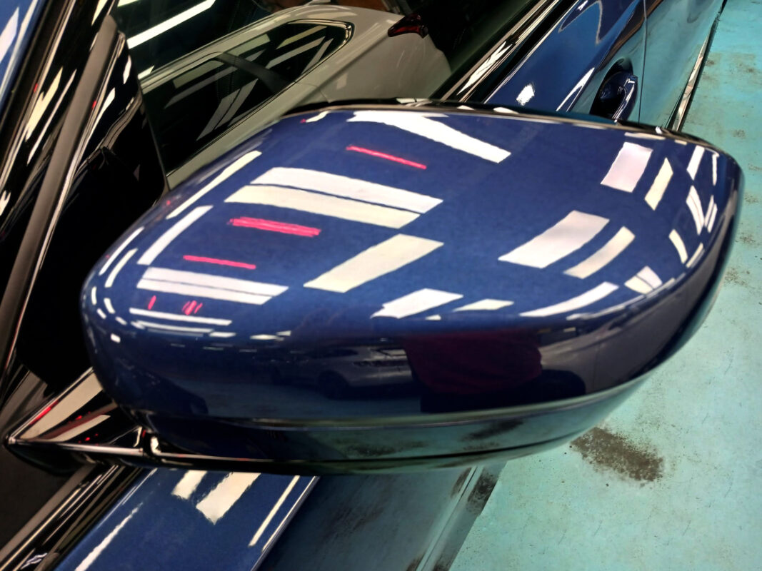 Side panel of the BMW 3 Series with the titanium finish locked in.