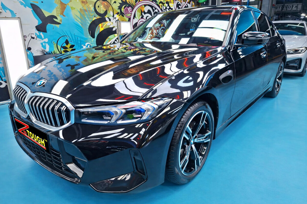 BMW 3 Series, glossy after its ZeTough Ceramic coating.