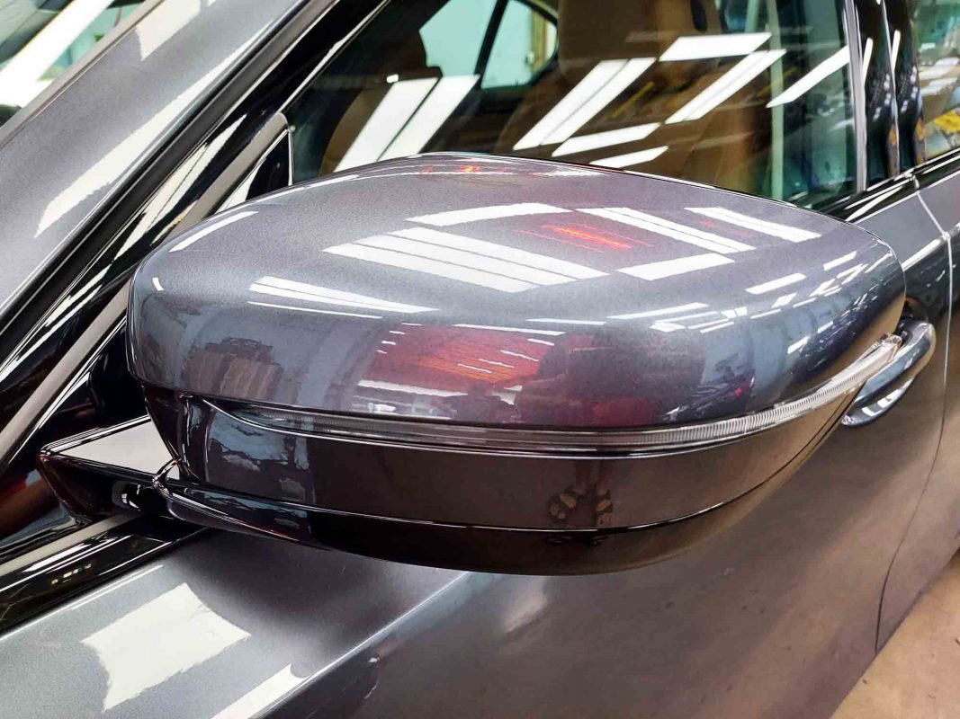 Side panel of the BMW 318i with the ceramic finish locked in.