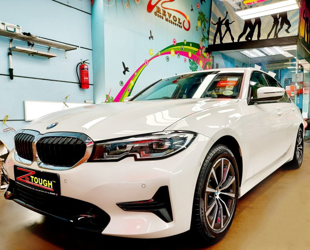 BMW 318i, sealed with ZeTough Ceramic at Revol Carz.
