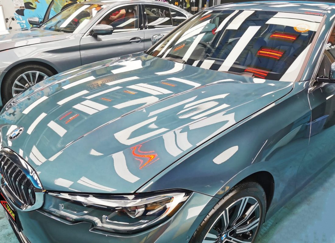The BMW 3201 from a side angle after the titanium coating.