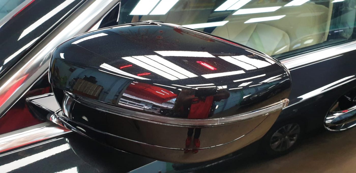Side panel of the BMW 320i with the ceramic finish locked in.