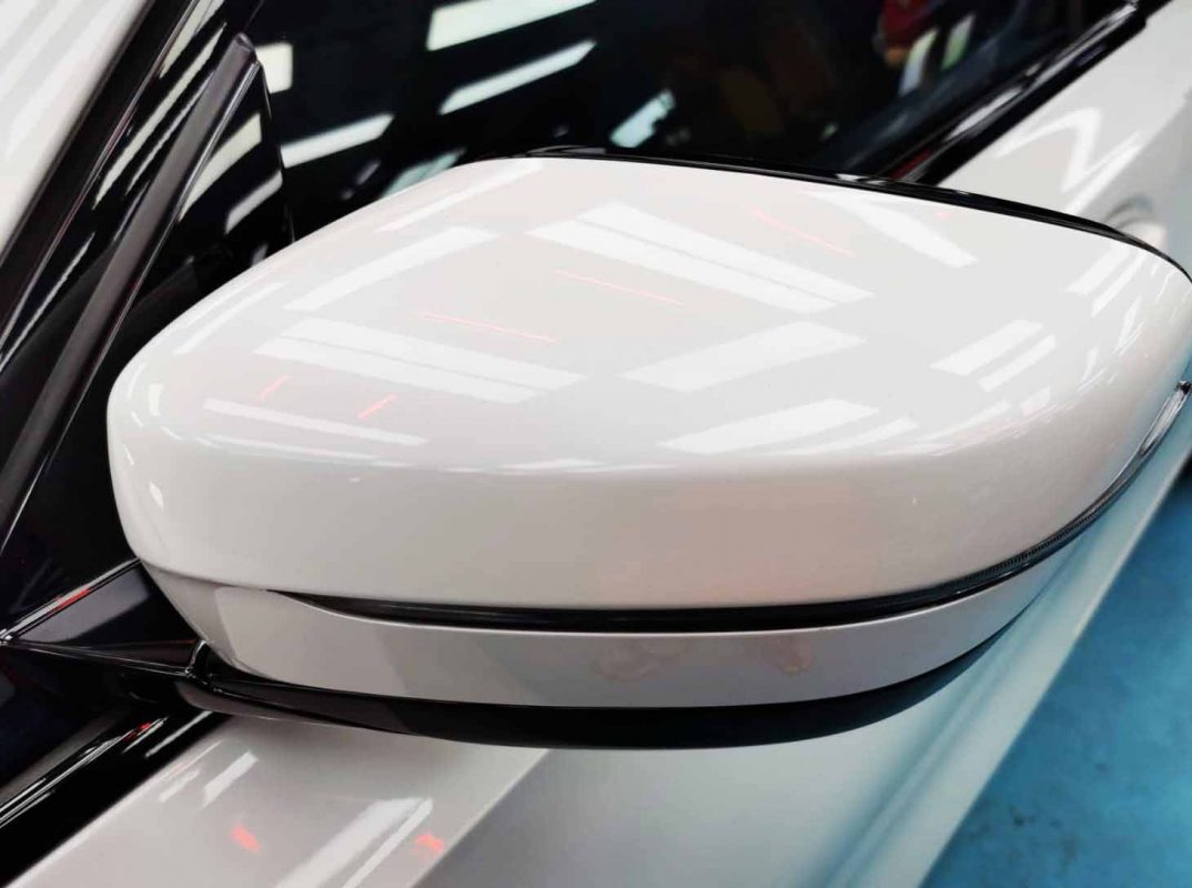 Side panel of the BMW 330i with the ceramic finish locked in.