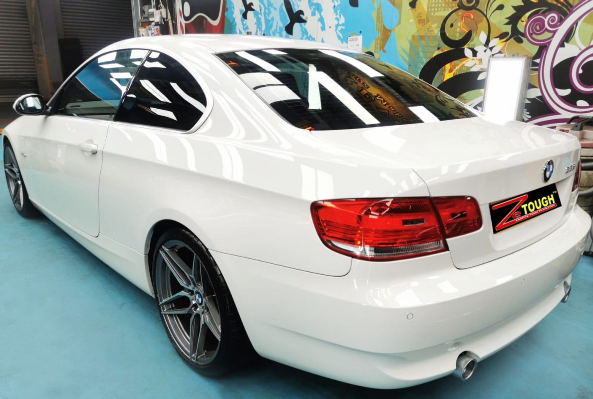 Side panel of the BMW 335i with the ceramic finish locked in.
