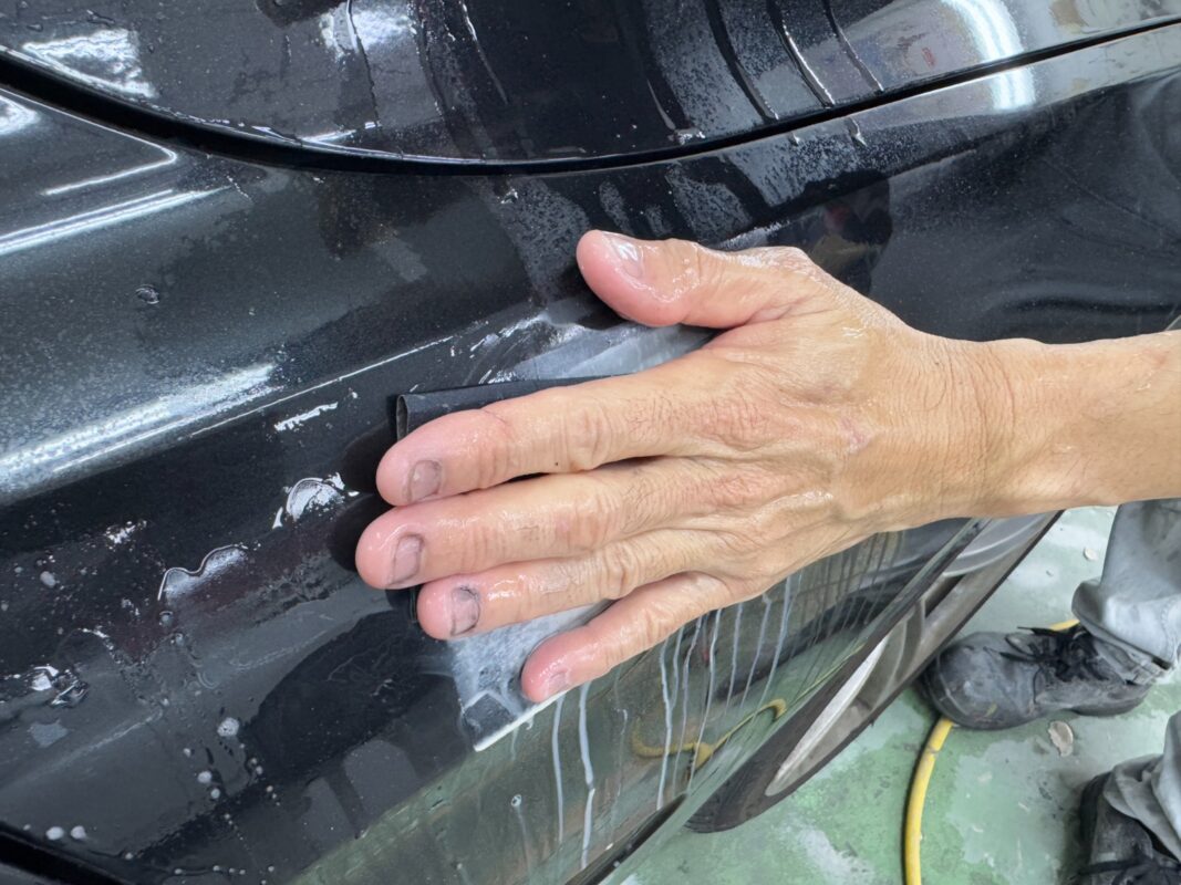 A primer coat applied to the BMW 4 Series before spraying.
