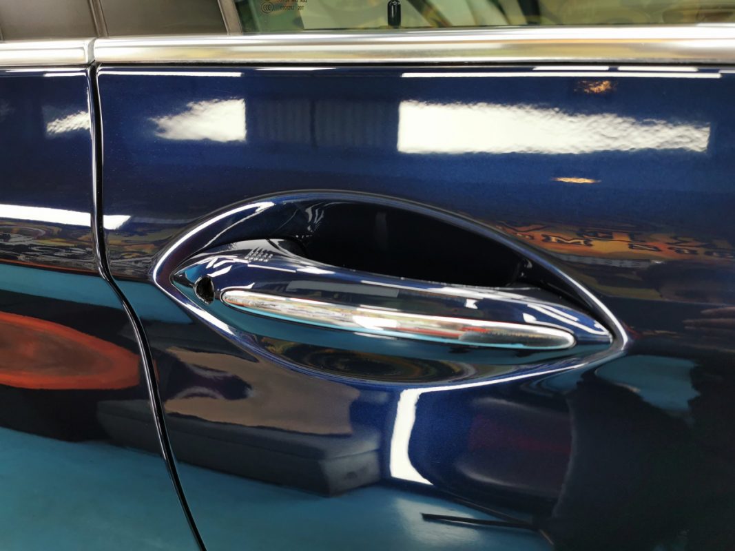 A finished detail of the resprayed 5 Series.