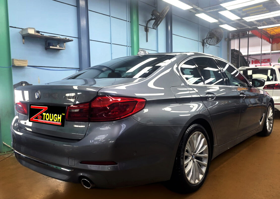 The coated paintwork of the BMW 5 Series, clean and sharp.