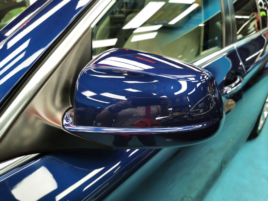 A finished detail of the resprayed 523i.