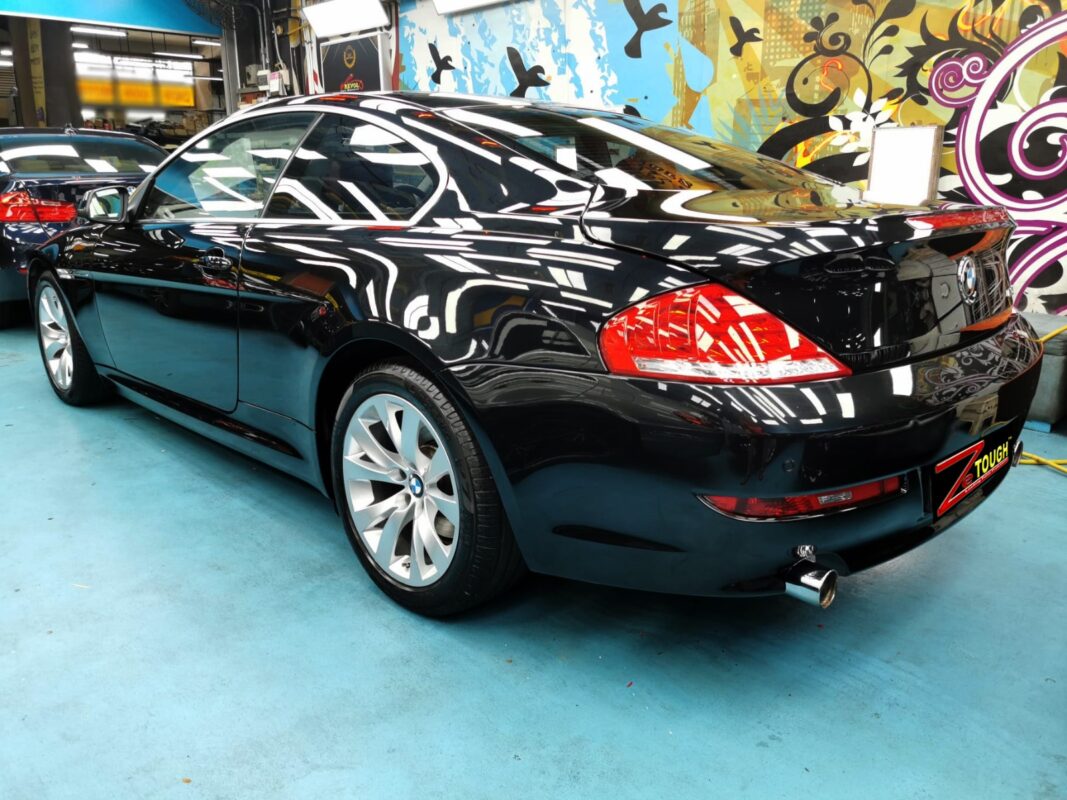 Glossy body panels on the 6 Series after the ceramic coating.