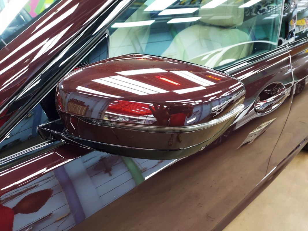 Side panel of the BMW 630i GT with the ceramic finish locked in.