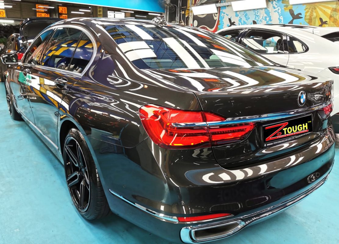 Detail of the bodywork sealed with ZeTough Ceramic.