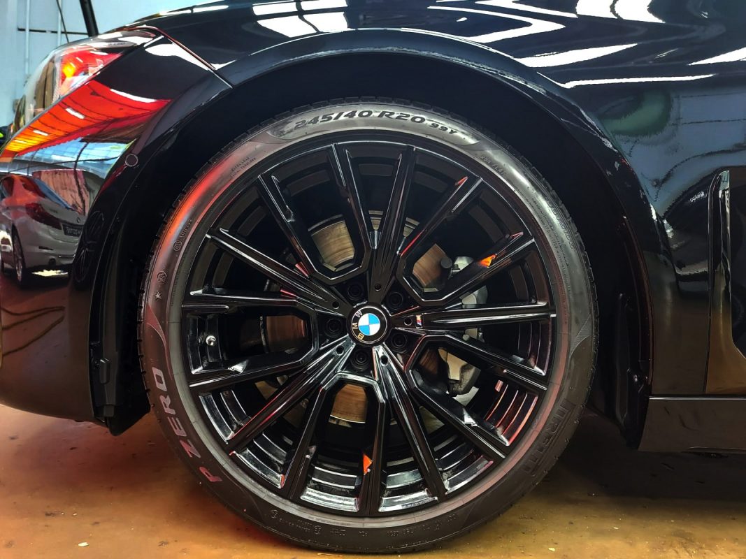 The 730Li, finished and ready for collection.