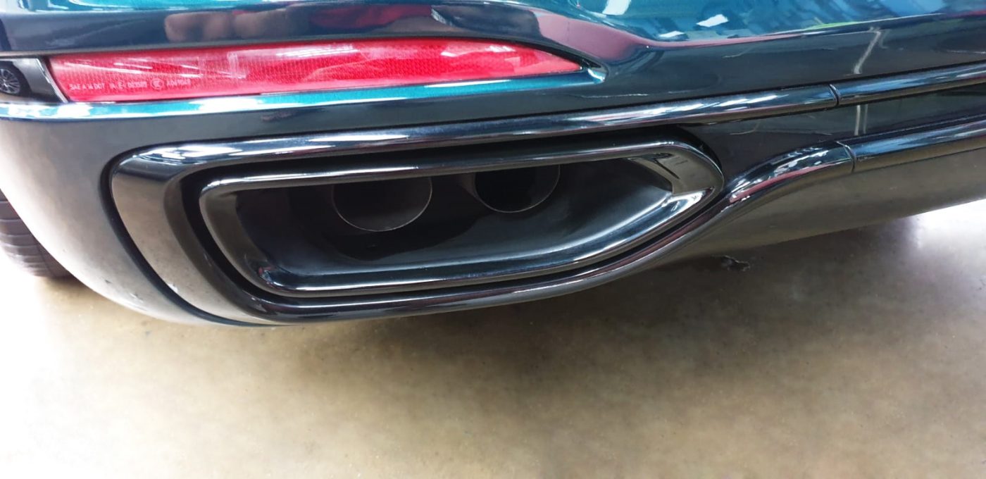 Front grille and headlight area, sharp and clean.