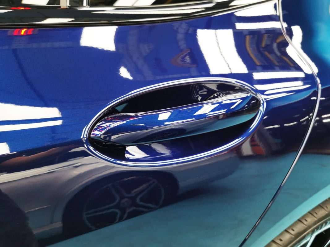 Front three-quarter view of the BMW 8 Series after coating.