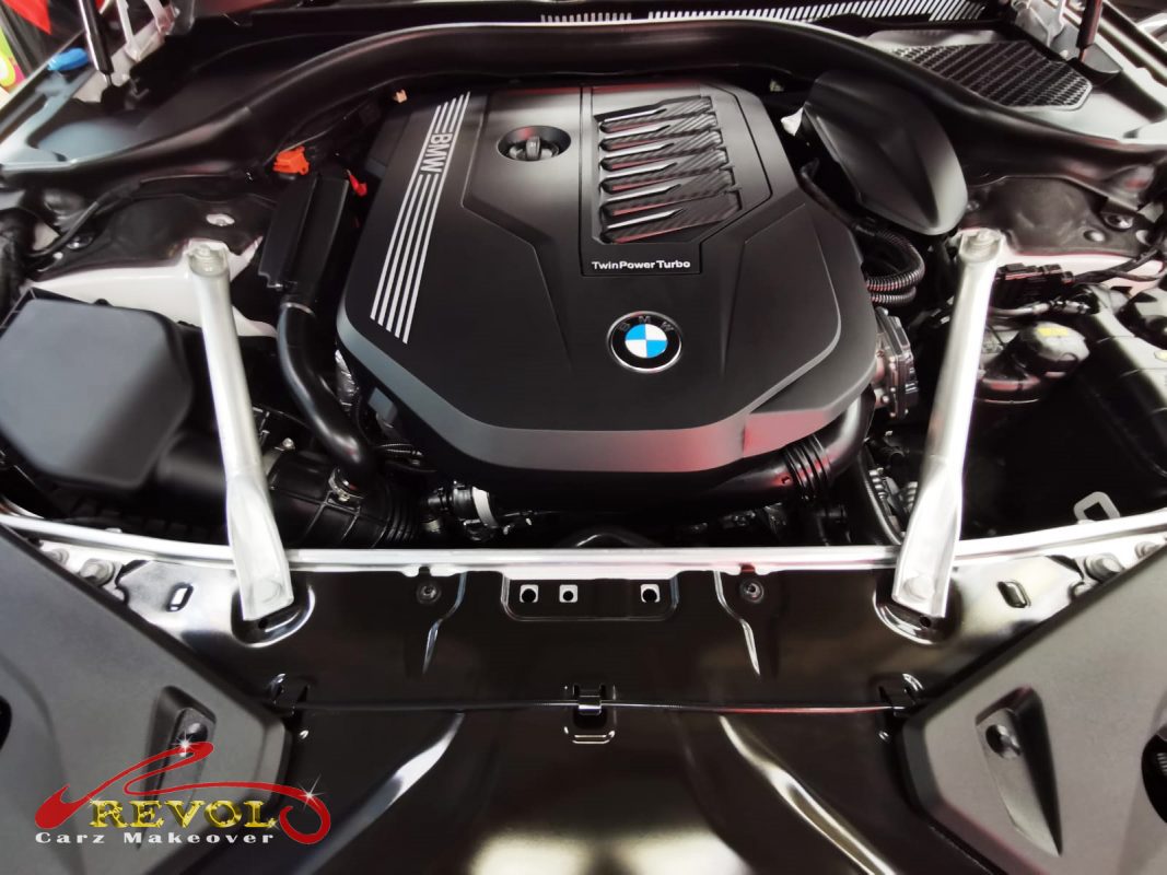 Detail of the BMW 840i Gran Coupe's bodywork sealed with ZeTough Titanium.