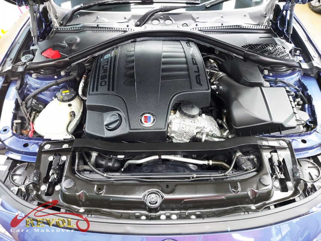 Front three-quarter view of the Alpina B4 sealed with ZeTough Titanium.